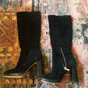Micheal kors leather healed boots